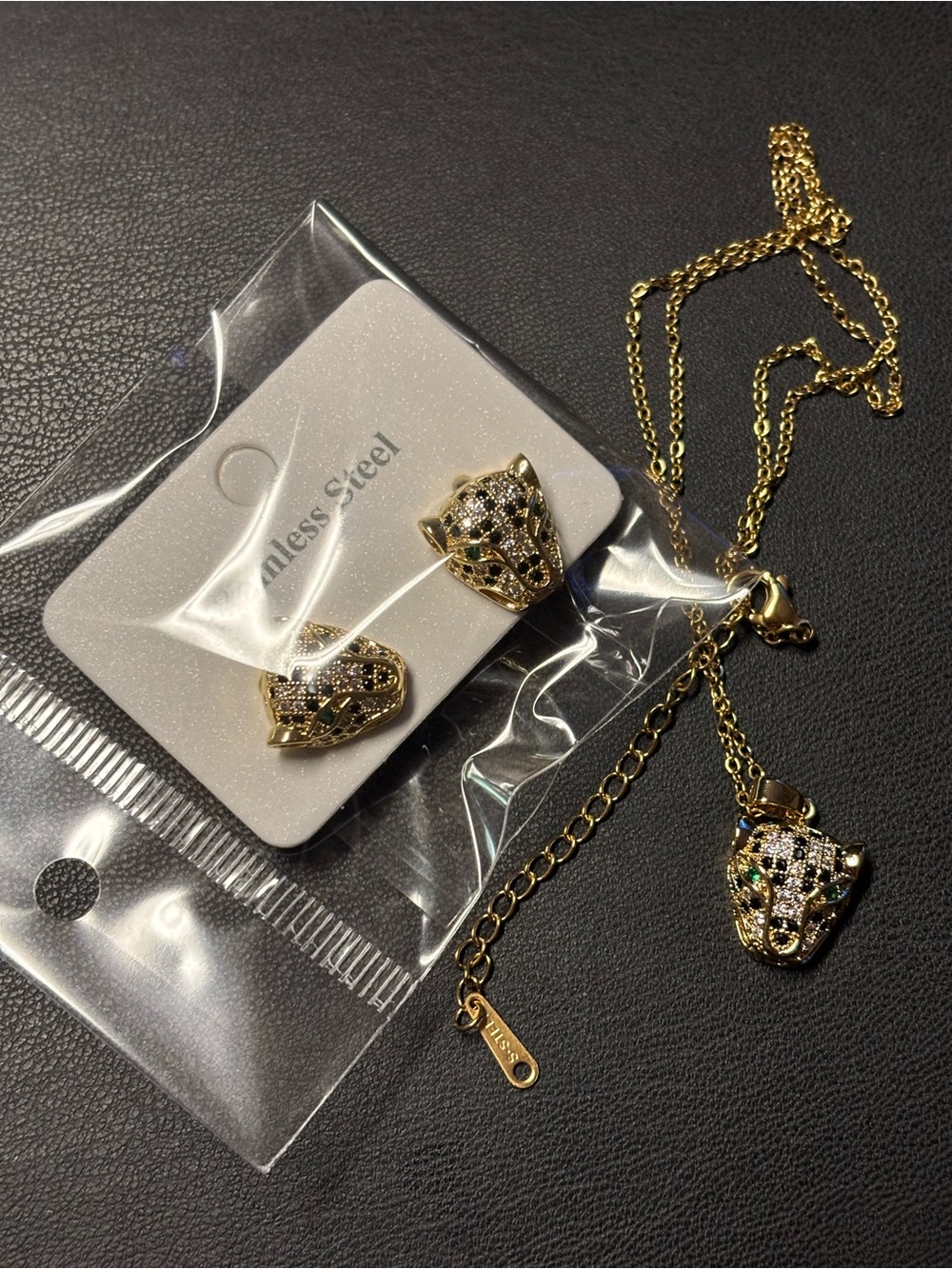 Stainless Steel Gold Plated Leopard Head earrings And Necklace